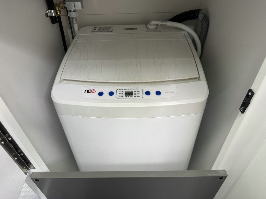 NEW 2026 LEADER CARAVANS GOLD LE CARAVAN 2 AXLE