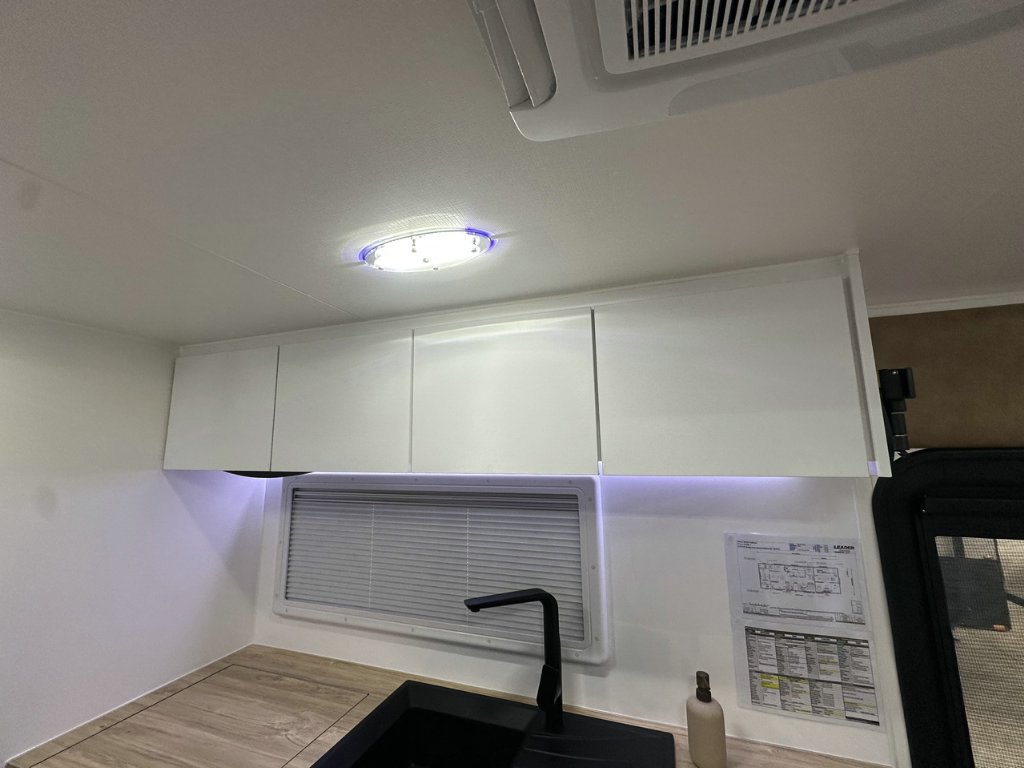 NEW 2026 LEADER CARAVANS GOLD LE CARAVAN 2 AXLE
