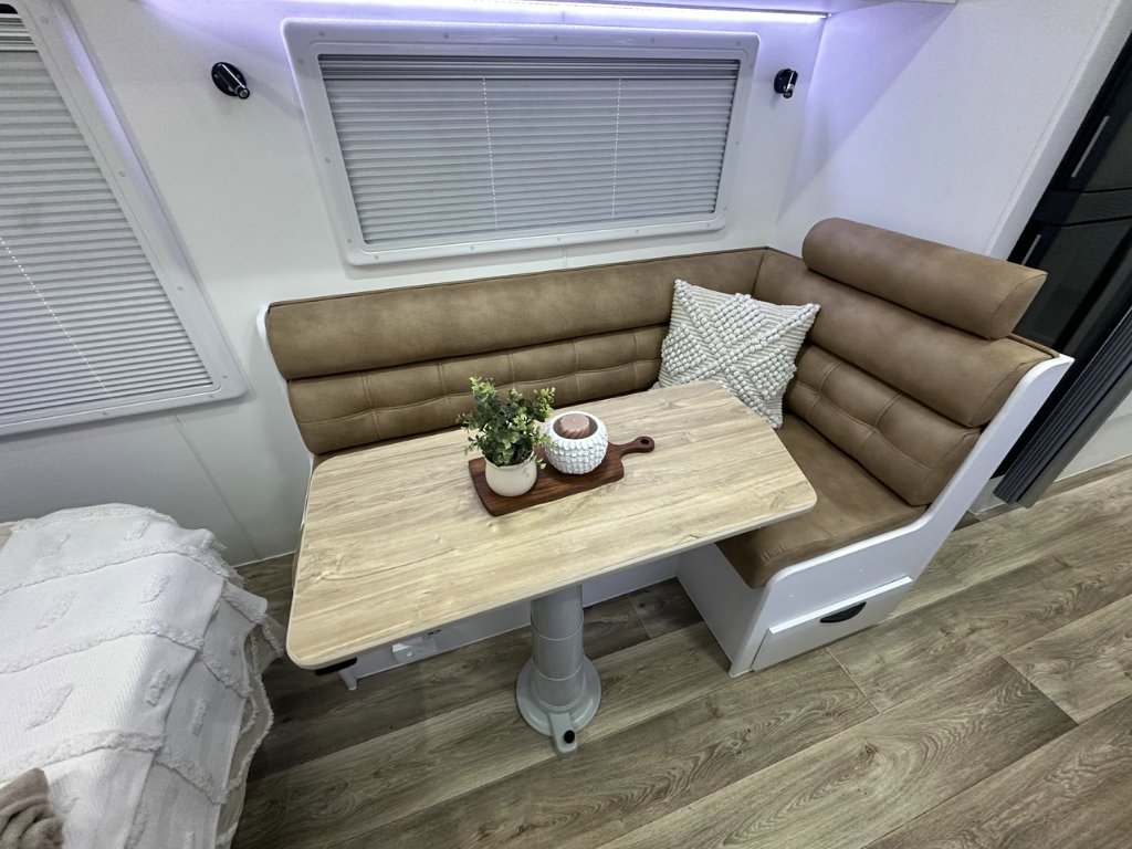 NEW 2026 LEADER CARAVANS GOLD LE CARAVAN 2 AXLE