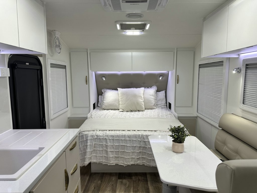 NEW 2026 LEADER CARAVANS GOLD LE CARAVAN 2 AXLE