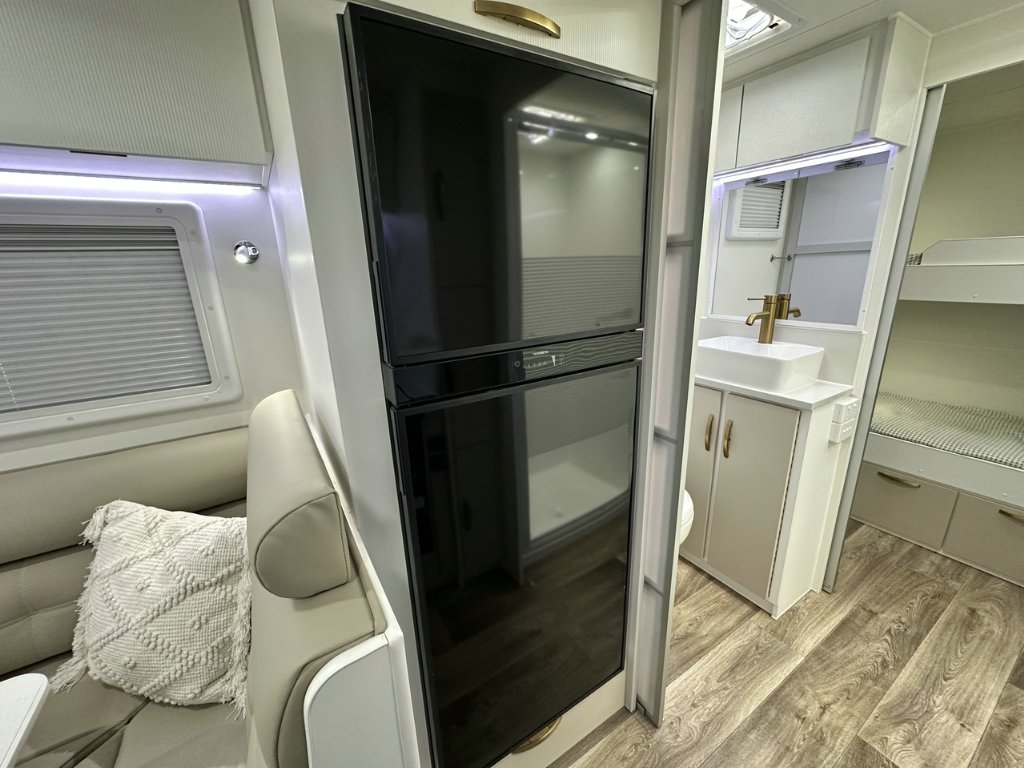NEW 2026 LEADER CARAVANS GOLD LE CARAVAN 2 AXLE