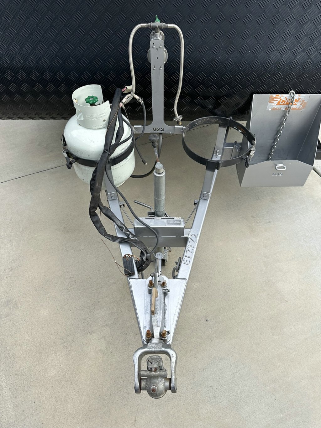 USED 2017 EMPIRE EMPEROR CARAVAN 1 AXLE