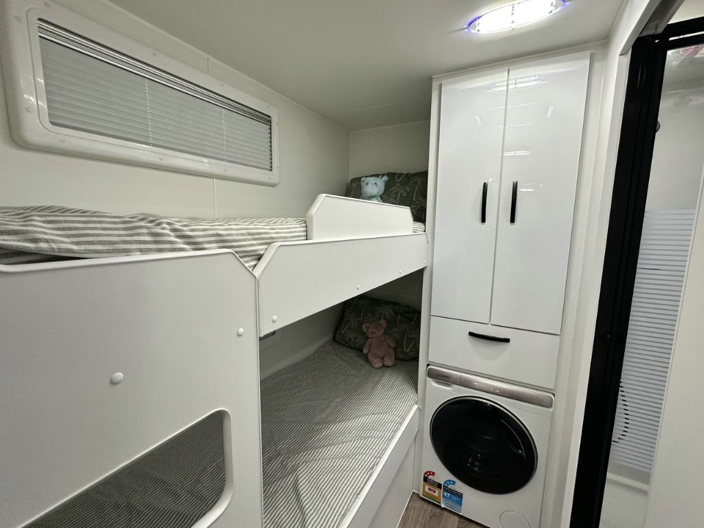 NEW 2026 LEADER CARAVANS GOLD LE CARAVAN 2 AXLE