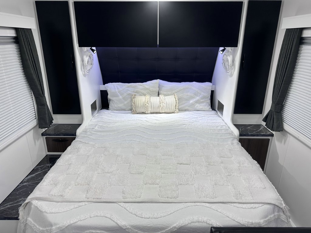 NEW 2026 SUPREME TERRITORY CARAVAN 2 AXLE