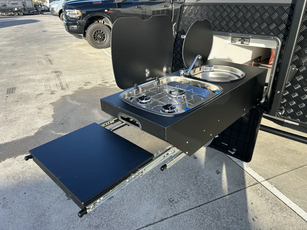 NEW 2026 SUPREME TERRITORY CARAVAN 2 AXLE