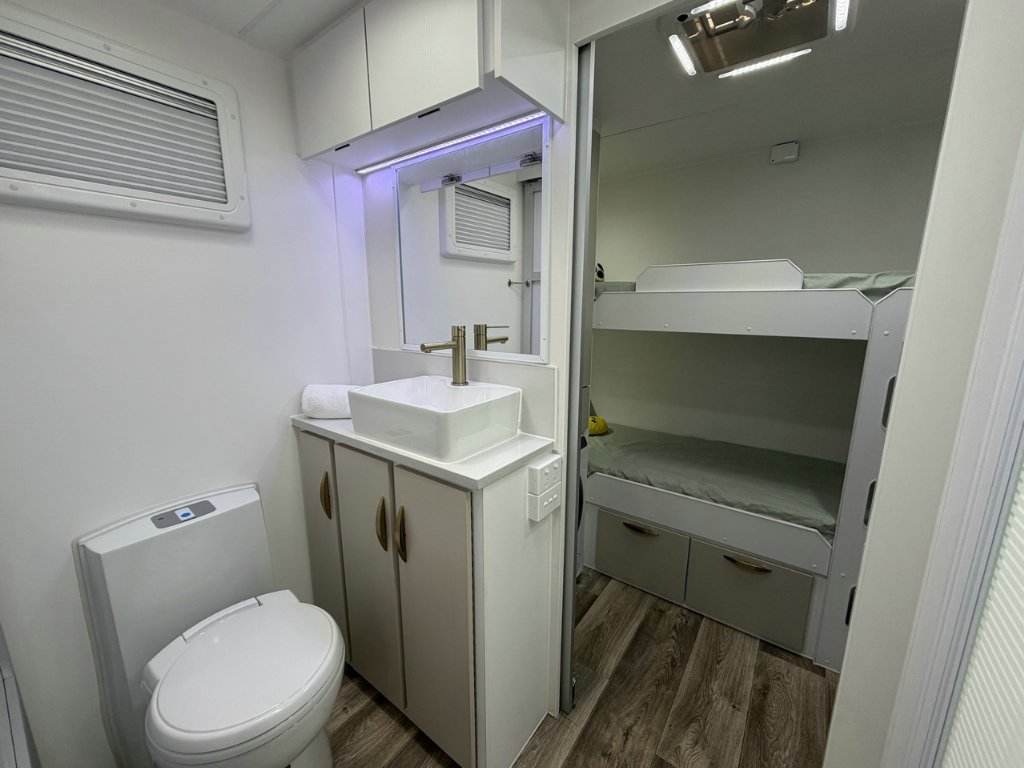 NEW 2026 LEADER CARAVANS GOLD LE CARAVAN 2 AXLE