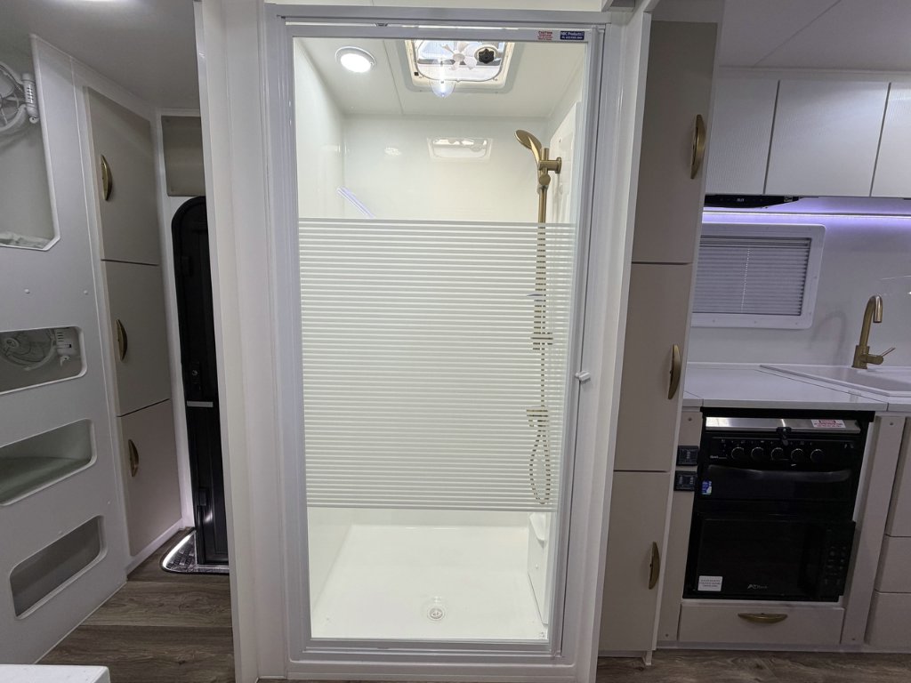 NEW 2026 LEADER CARAVANS GOLD LE CARAVAN 2 AXLE