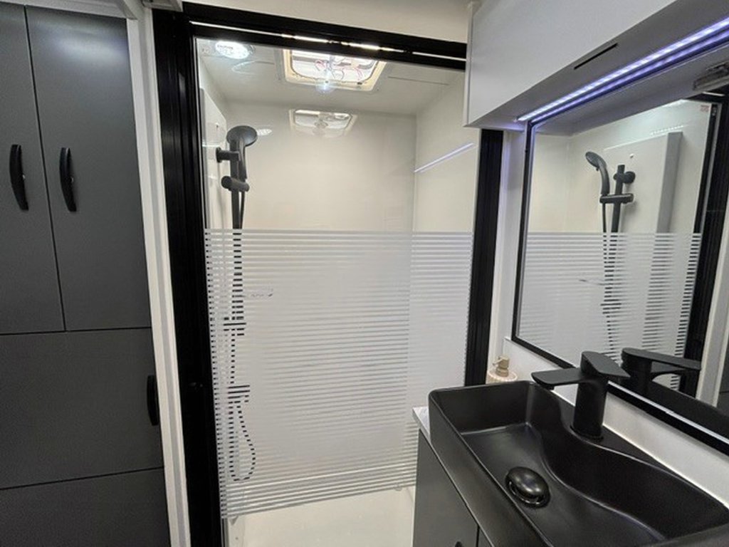 NEW 2026 LEADER CARAVANS GOLD LE CARAVAN 2 AXLE