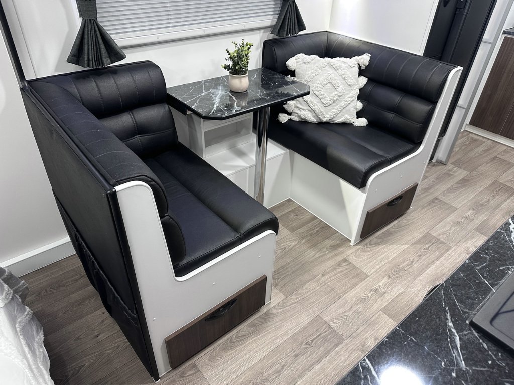 NEW 2026 SUPREME TERRITORY CARAVAN 2 AXLE