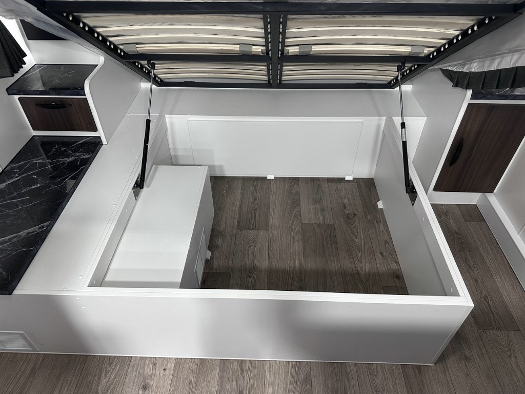 NEW 2026 SUPREME TERRITORY CARAVAN 2 AXLE