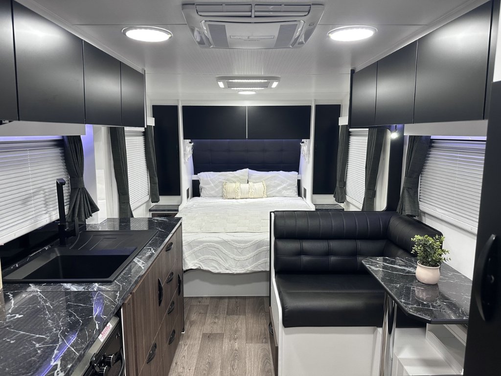 NEW 2026 SUPREME TERRITORY CARAVAN 2 AXLE