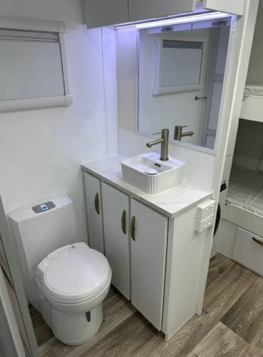 NEW 2026 LEADER CARAVANS GOLD LE CARAVAN 2 AXLE