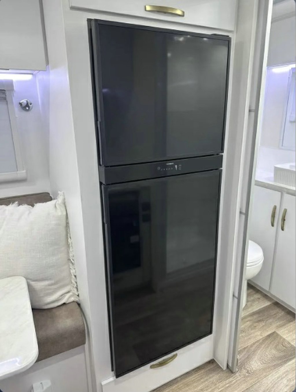 NEW 2026 LEADER CARAVANS GOLD LE CARAVAN 2 AXLE