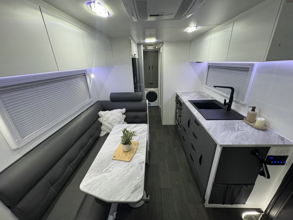 NEW 2026 LEADER CARAVANS GOLD LE CARAVAN 2 AXLE