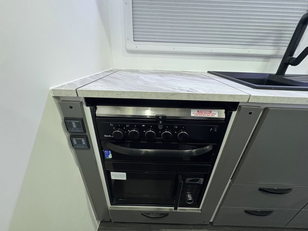 NEW 2026 LEADER CARAVANS GOLD LE CARAVAN 2 AXLE