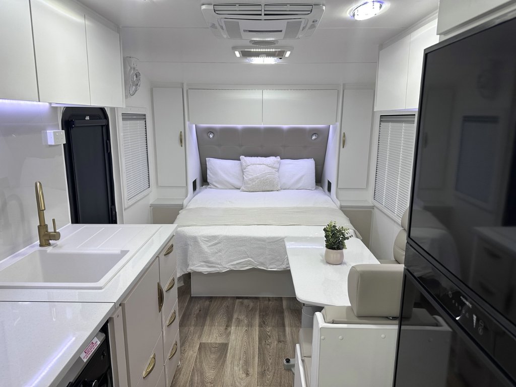 NEW 2026 LEADER CARAVANS GOLD LE CARAVAN 2 AXLE