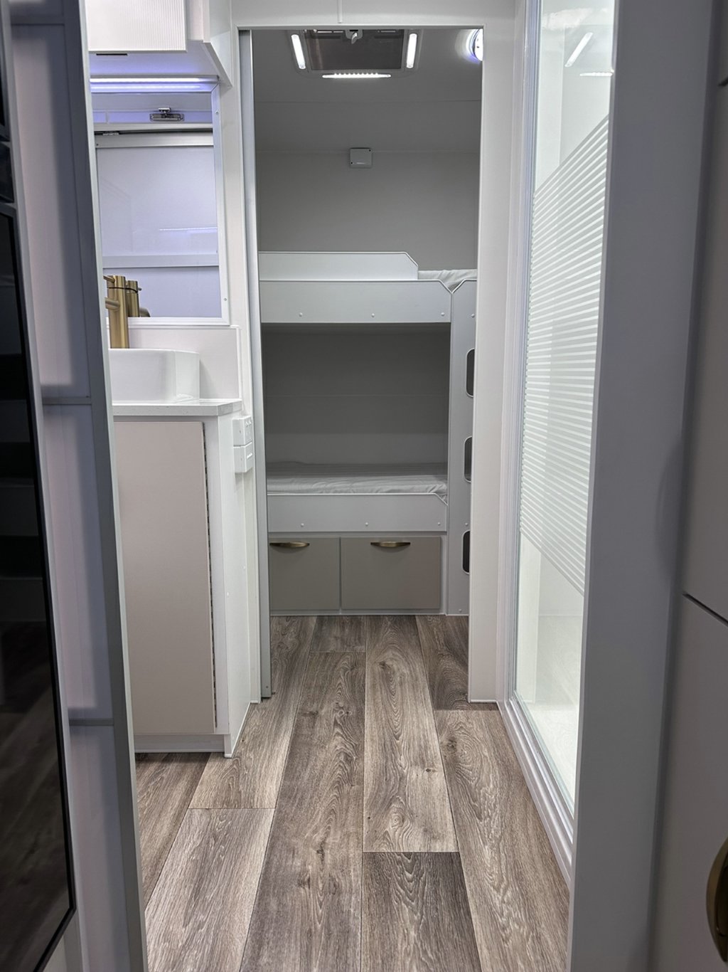 NEW 2026 LEADER CARAVANS GOLD LE CARAVAN 2 AXLE