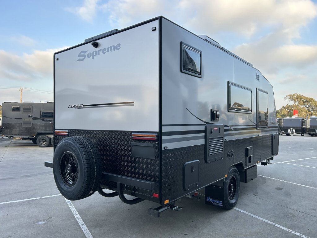 NEW 2026 SUPREME CLASSIC TOURER CARAVAN 1 AXLE