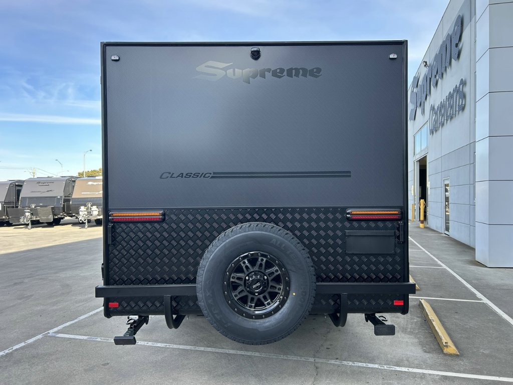 NEW 2026 SUPREME CLASSIC CARAVAN 2 AXLE