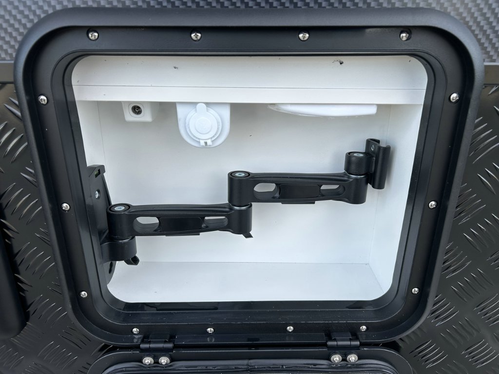 NEW 2026 SUPREME CLASSIC CARAVAN 2 AXLE