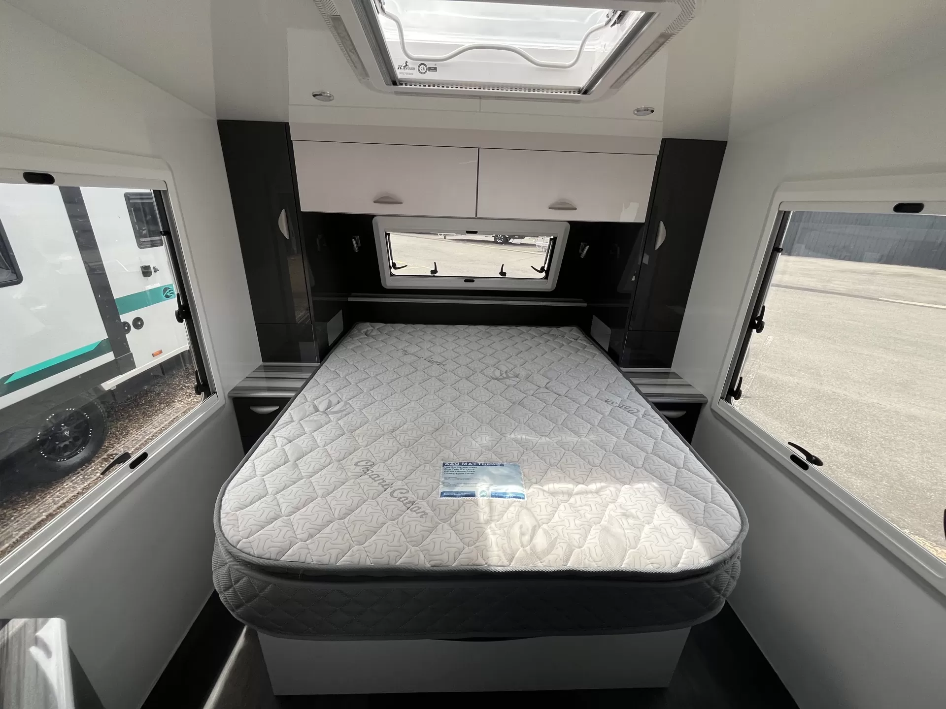 2021 REGENT DISCOVERER 19'6