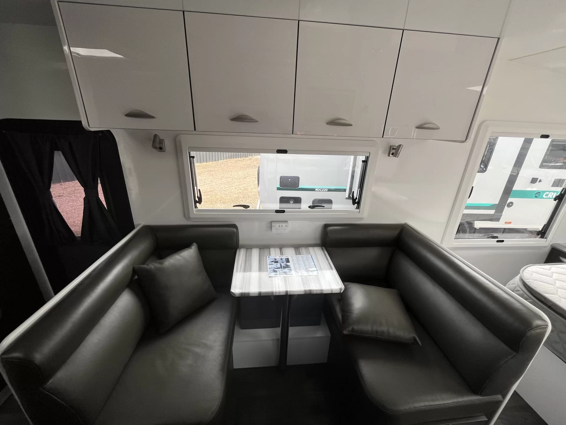 2021 REGENT DISCOVERER 19'6