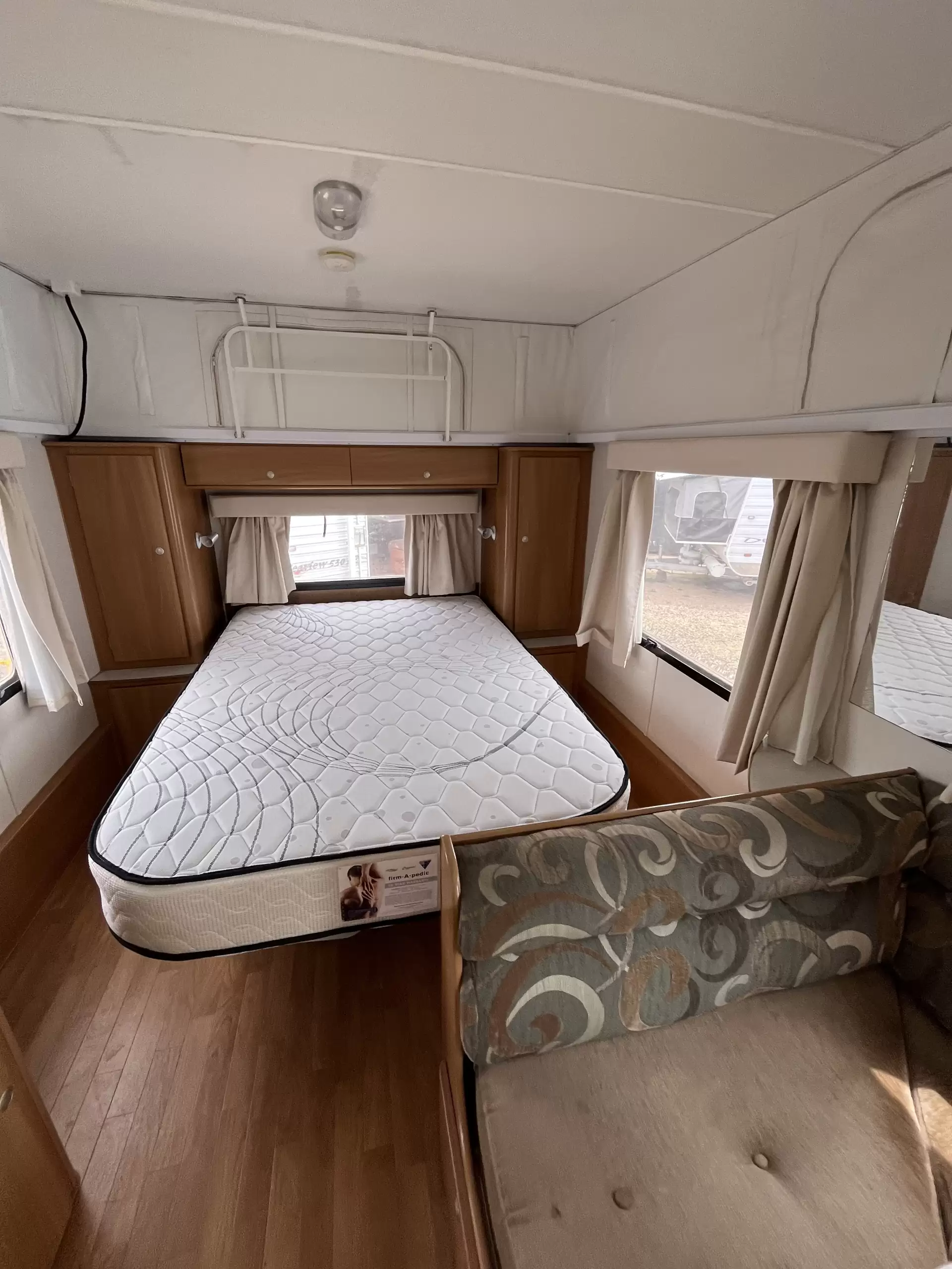 2010 Jayco Discovery Couples Poptop