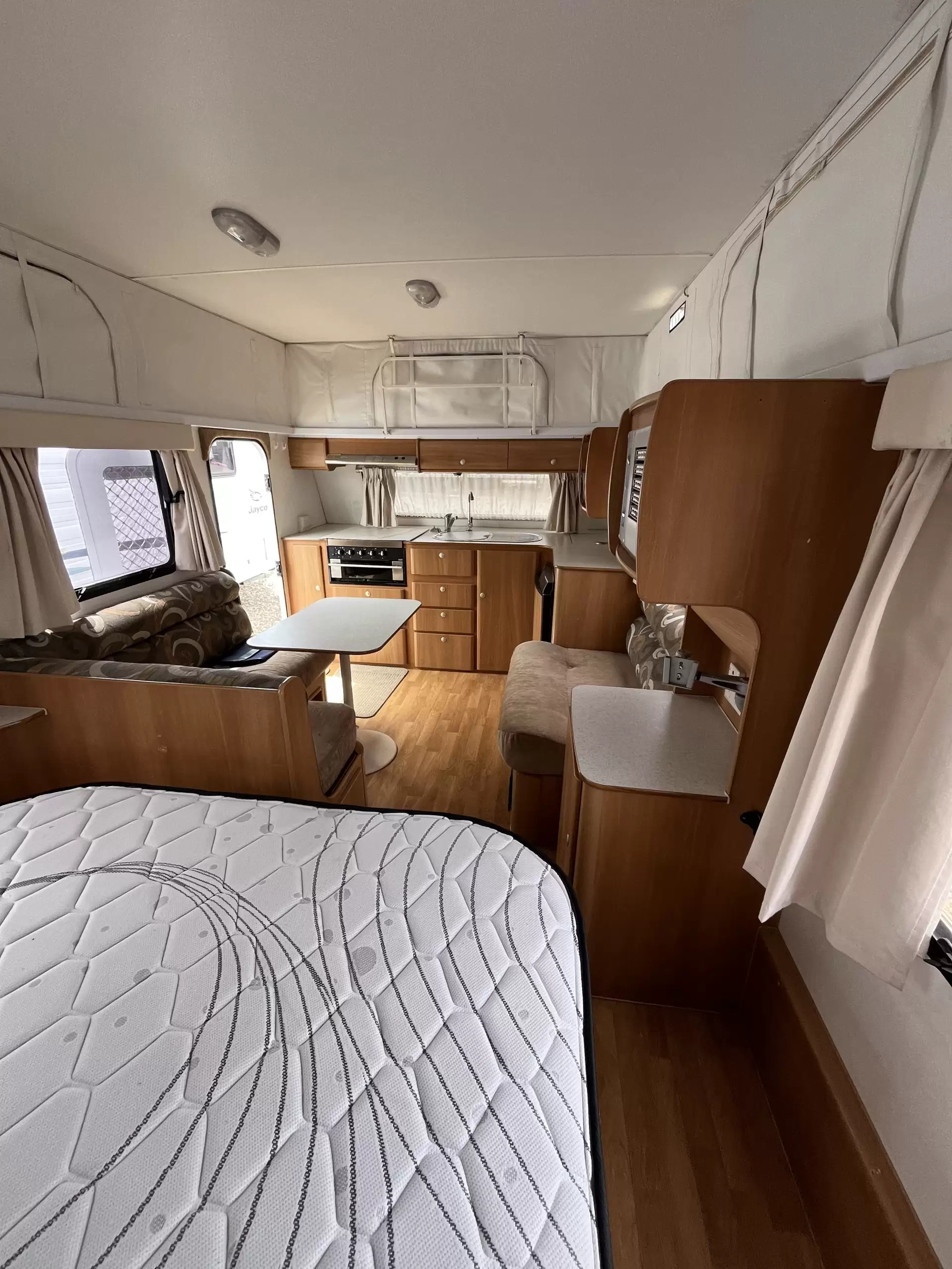 2010 Jayco Discovery Couples Poptop