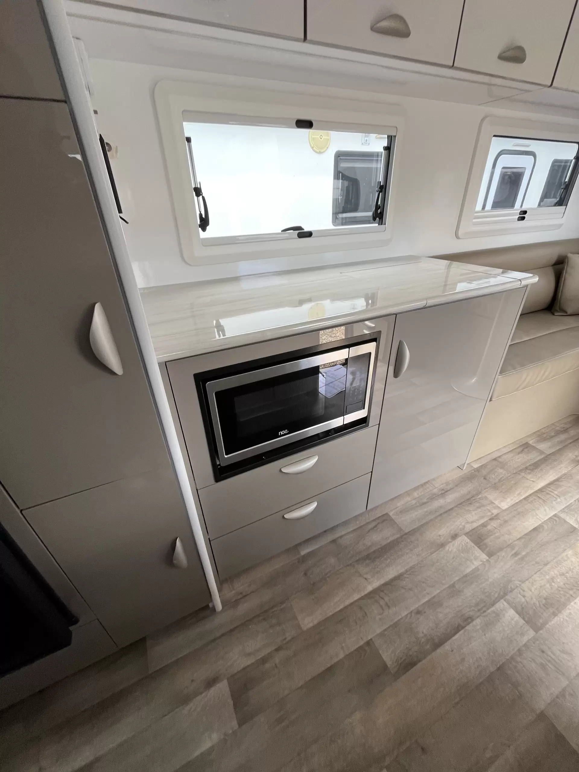 2021 Regent Discoverer Rear Club