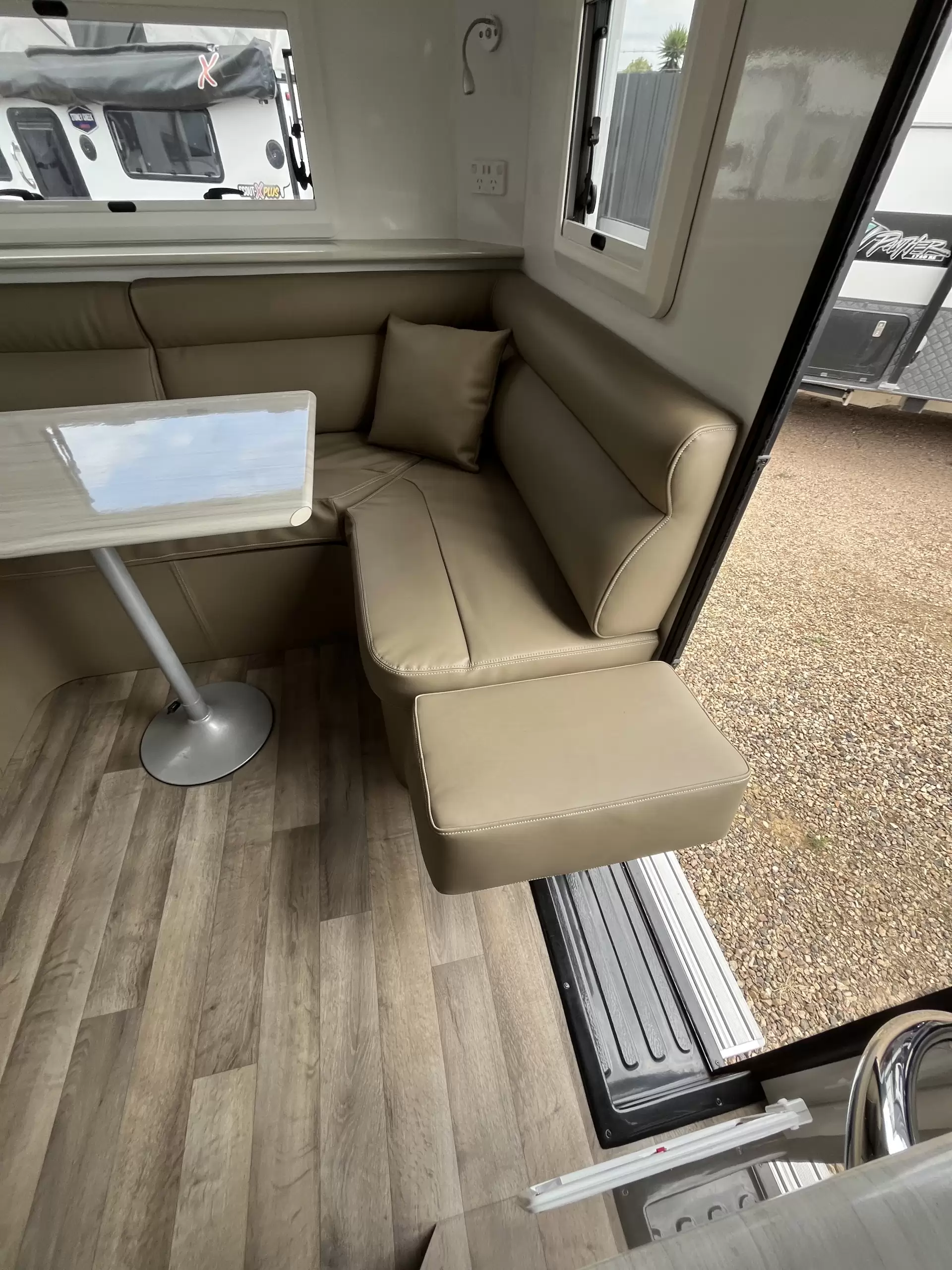 2021 Regent Discoverer Rear Club