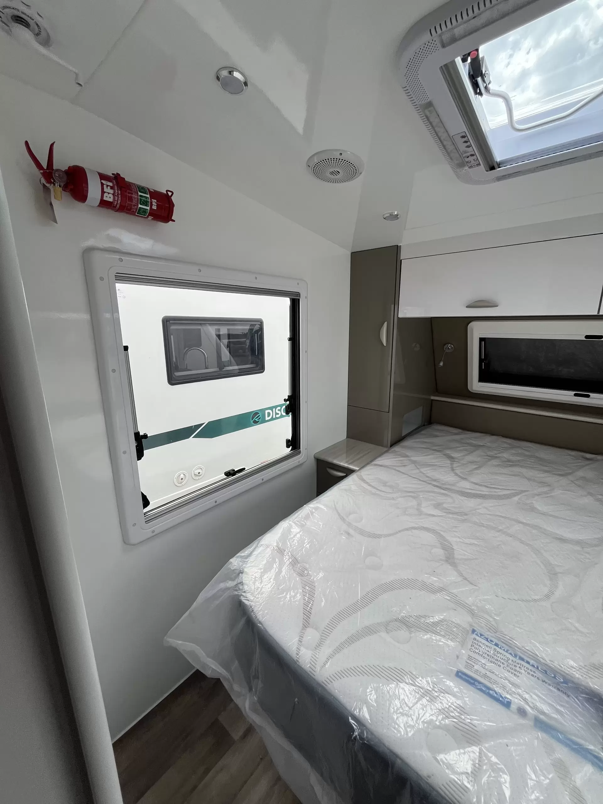 2021 Regent Discoverer Rear Club