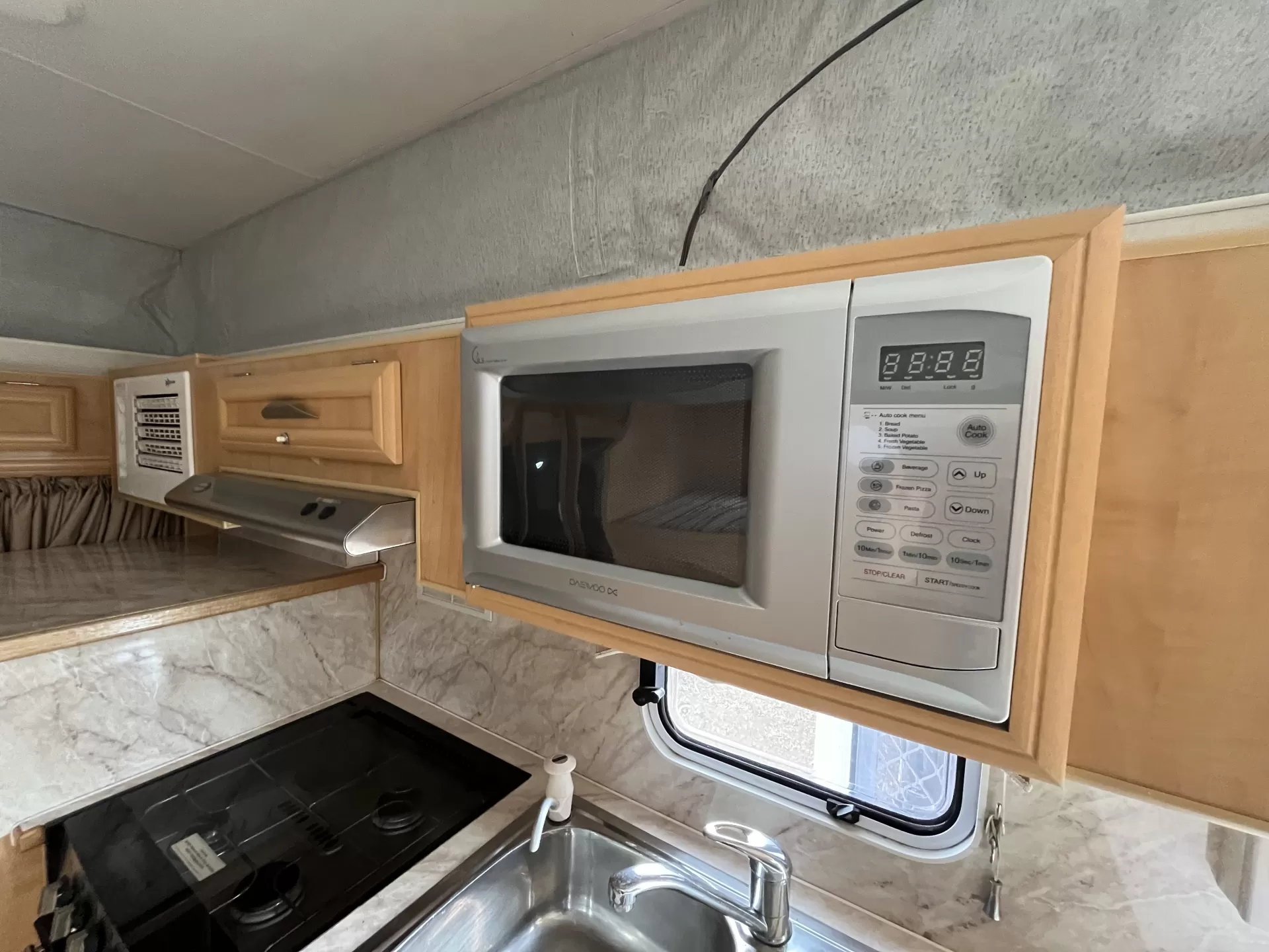 Paramount Duet Family Van