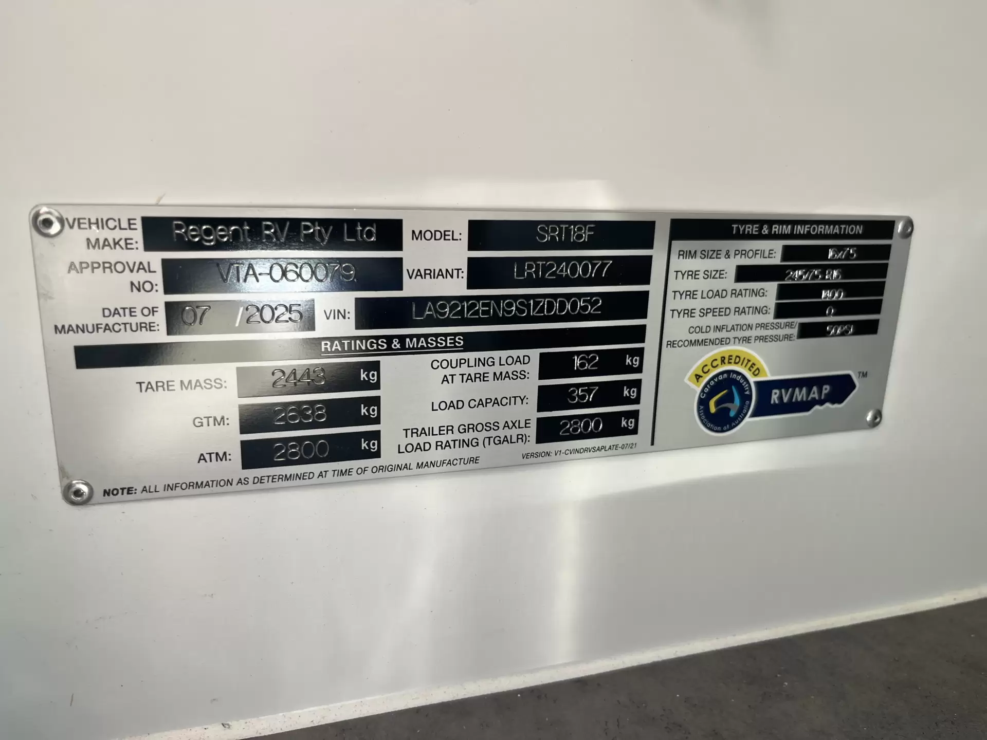 SRT-18F With double bed with 2 bunks