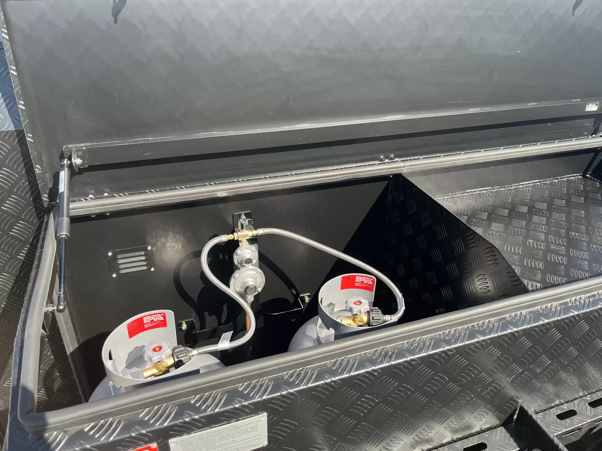 SRT-18F With double bed with 2 bunks