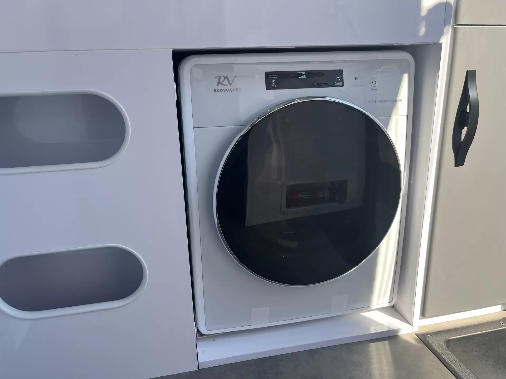 SRT-18F With double bed with 2 bunks