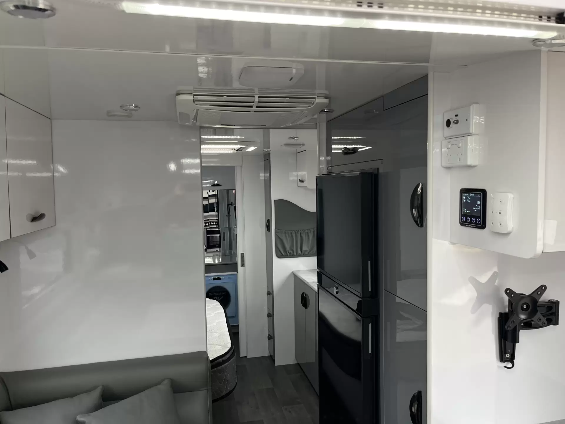 2022 Regent RV Cruiser