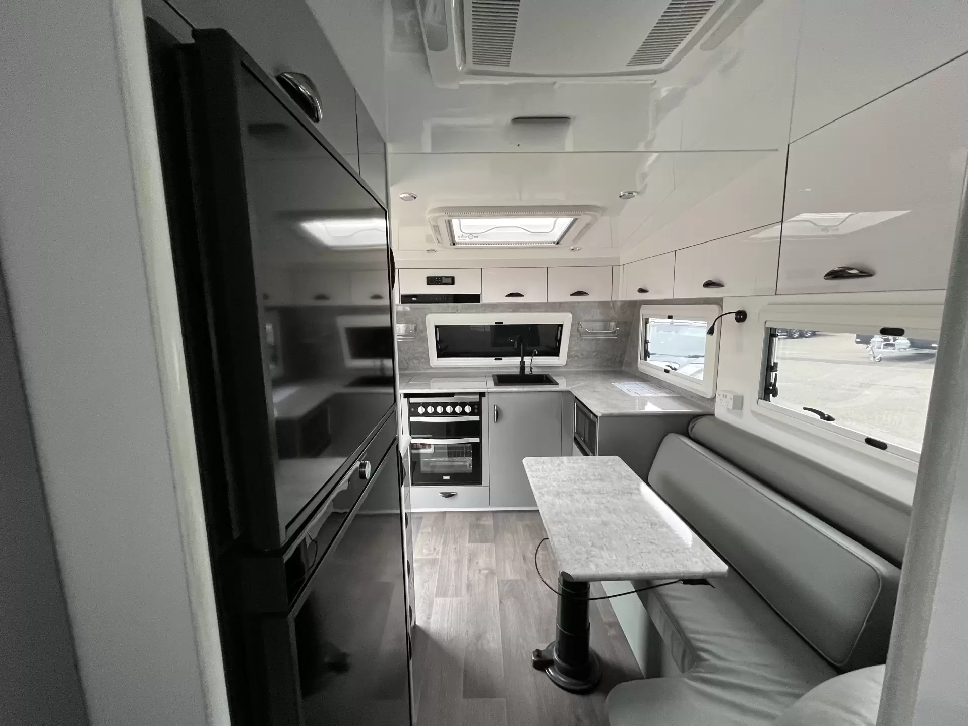 2022 Regent RV Cruiser