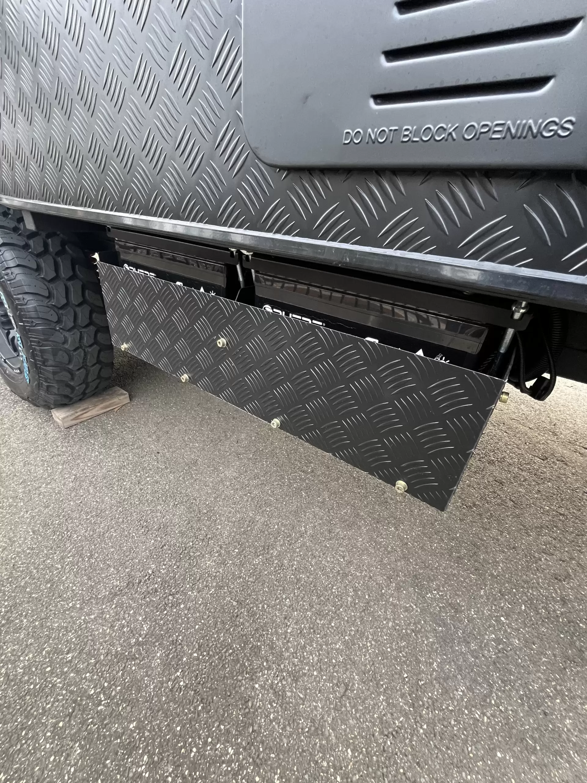 SRT-18F