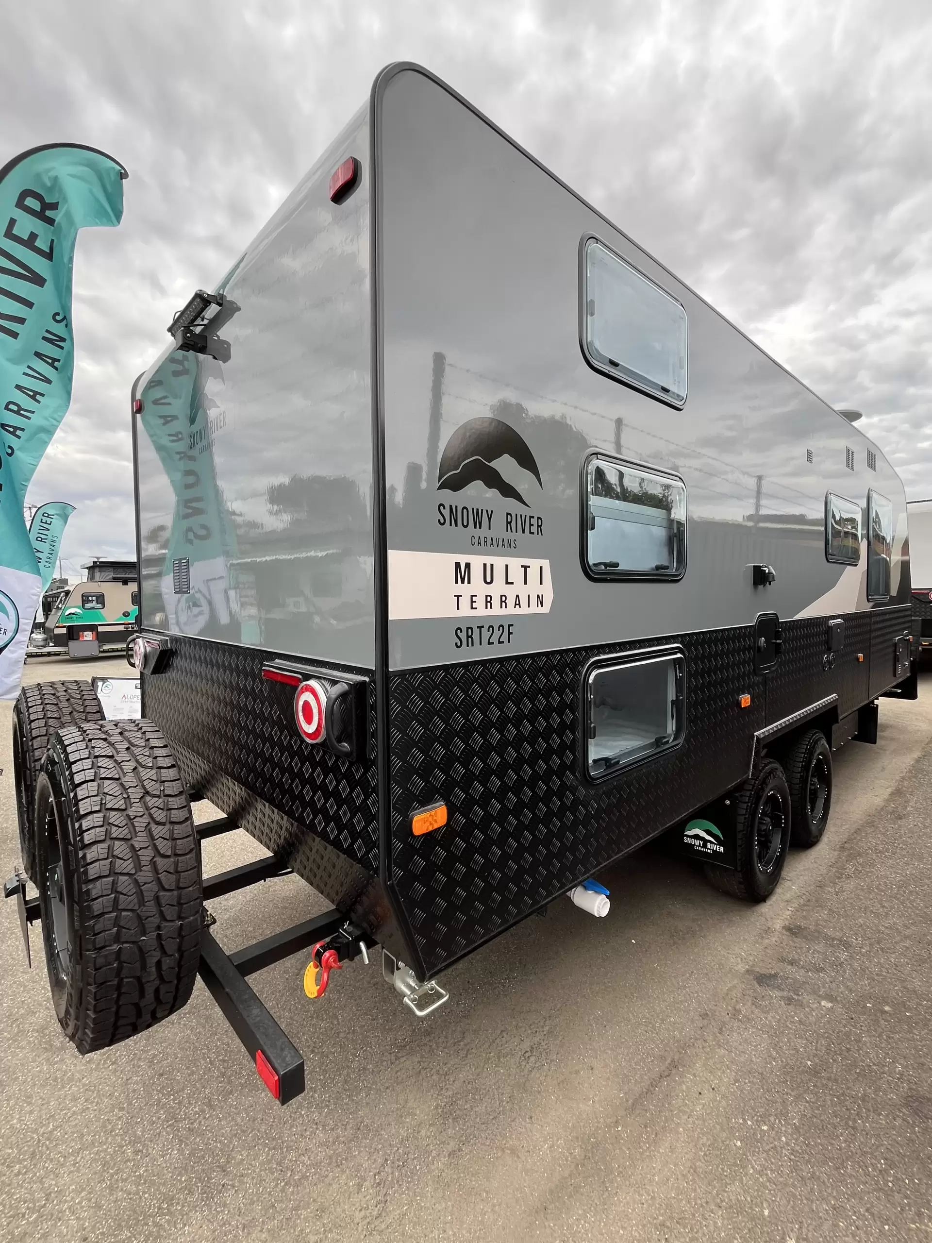 SRT-22F