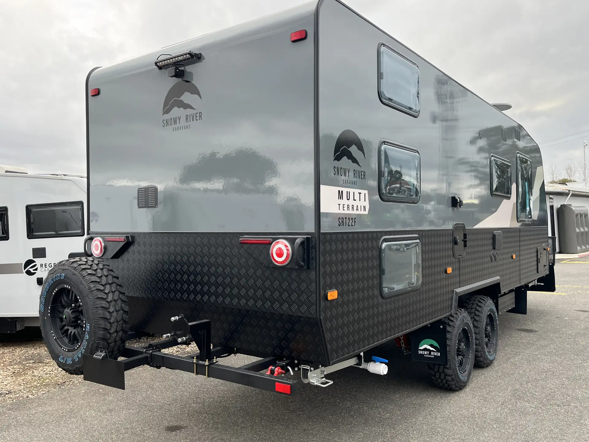 SRT-22F