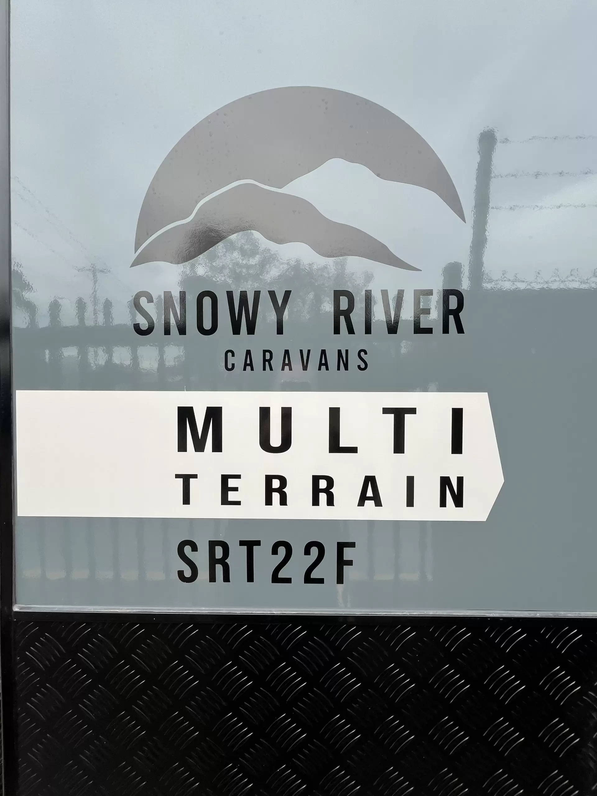 SRT-22F