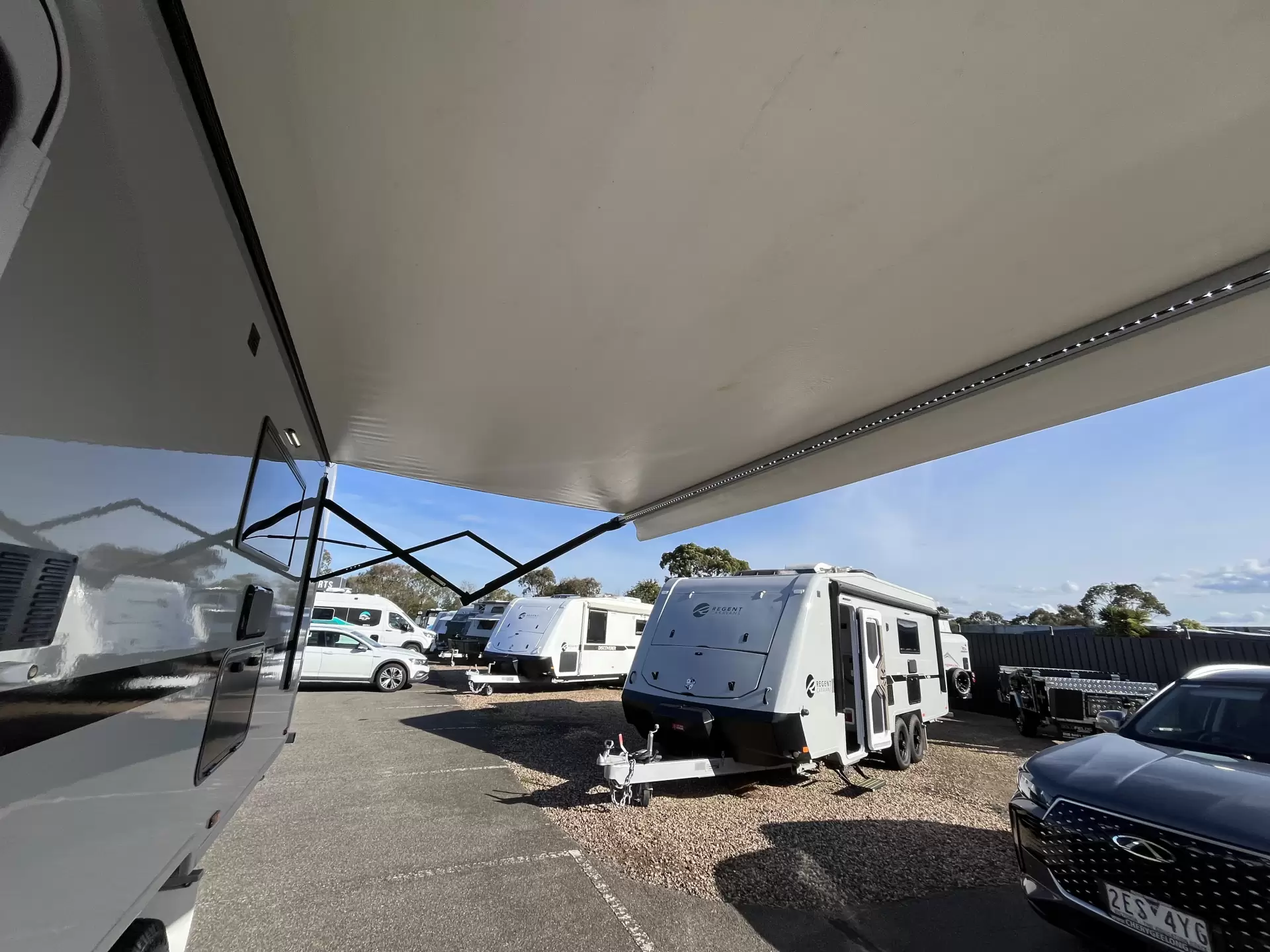 RCC216 - 21'6 Cruiser Slider