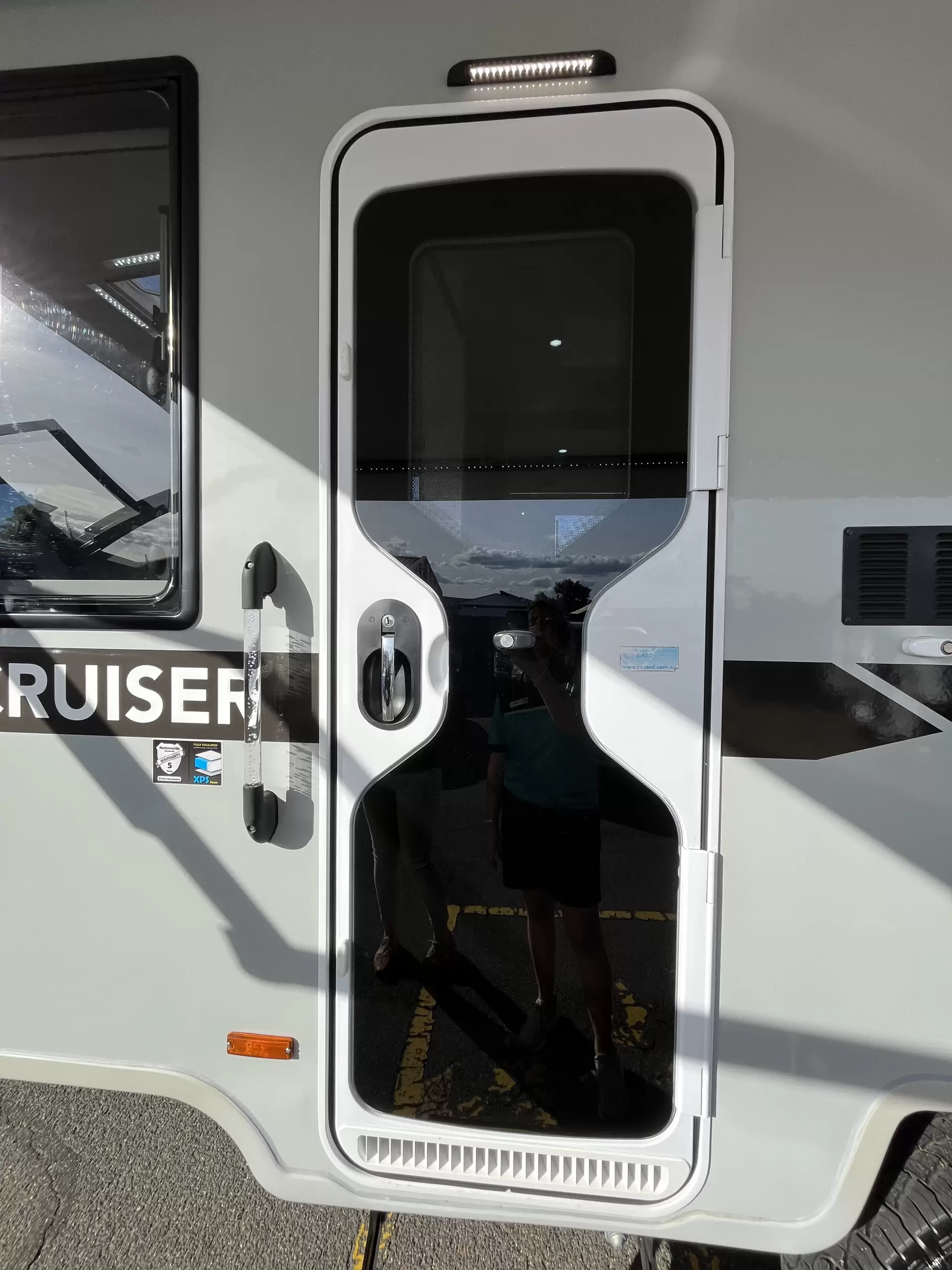 RCC216 - 21'6 Cruiser Slider