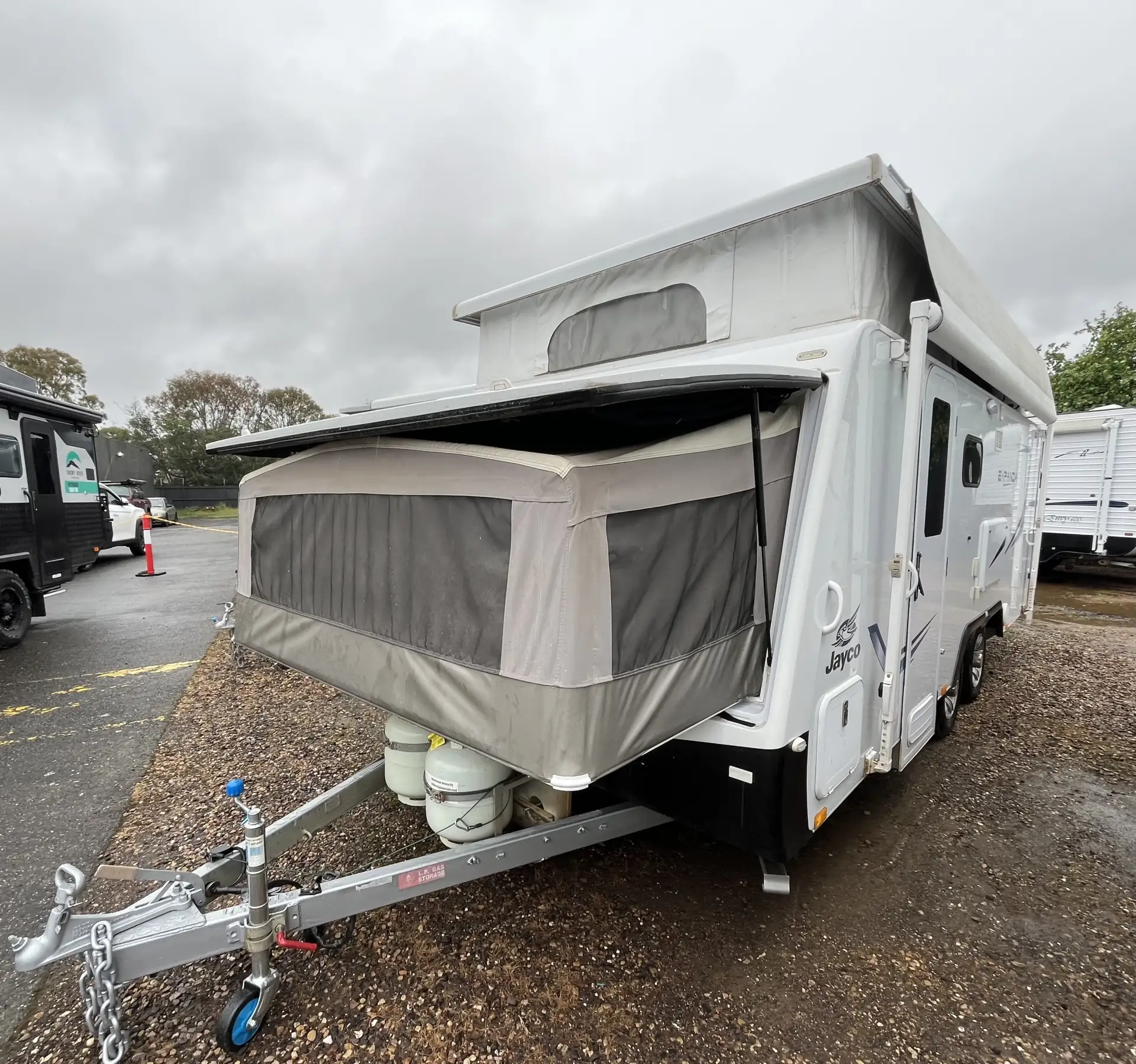 Jayco Expanda Poptop Family 17.56-1