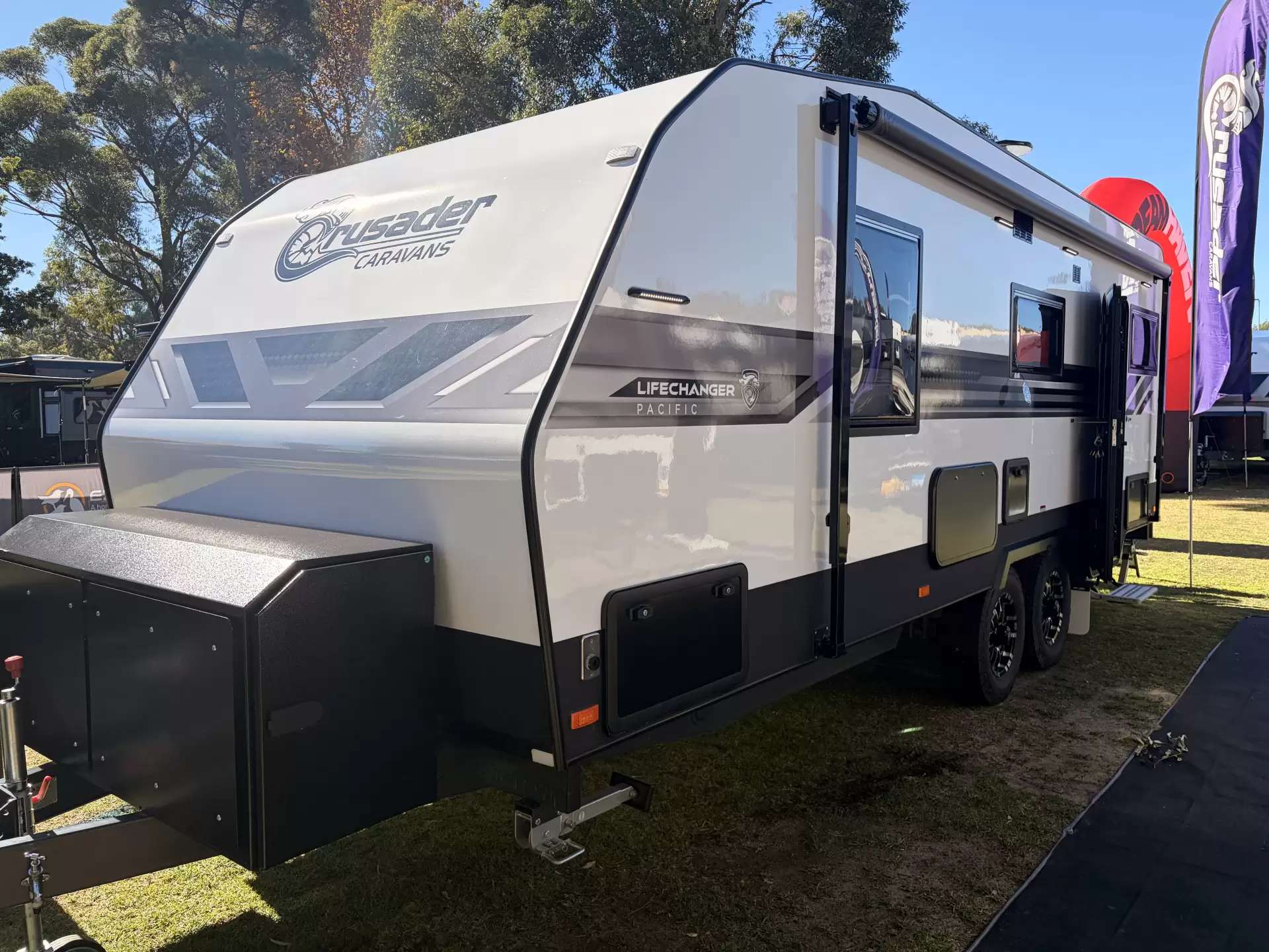 Exterior Slider Image