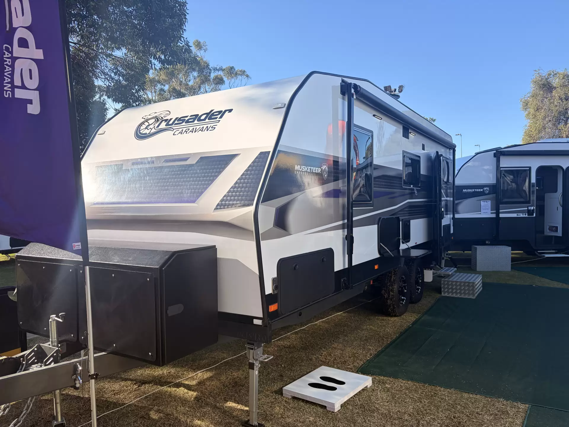 Exterior Slider Image