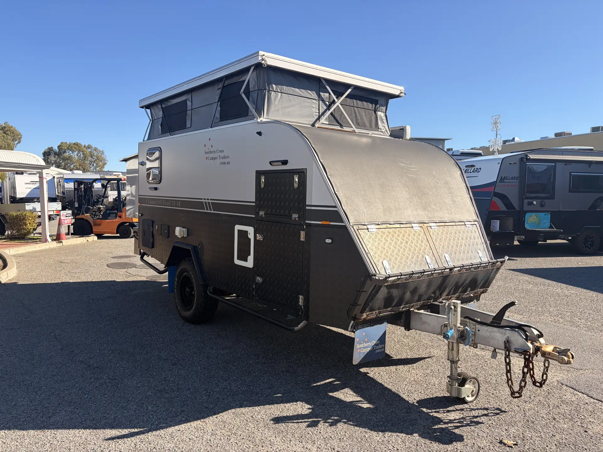 Exterior Slider Image