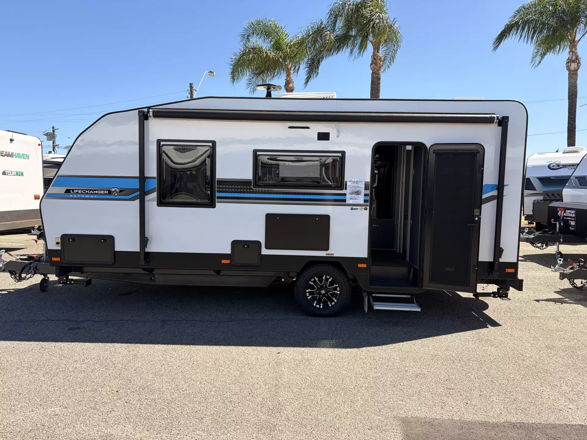 Exterior Slider Image