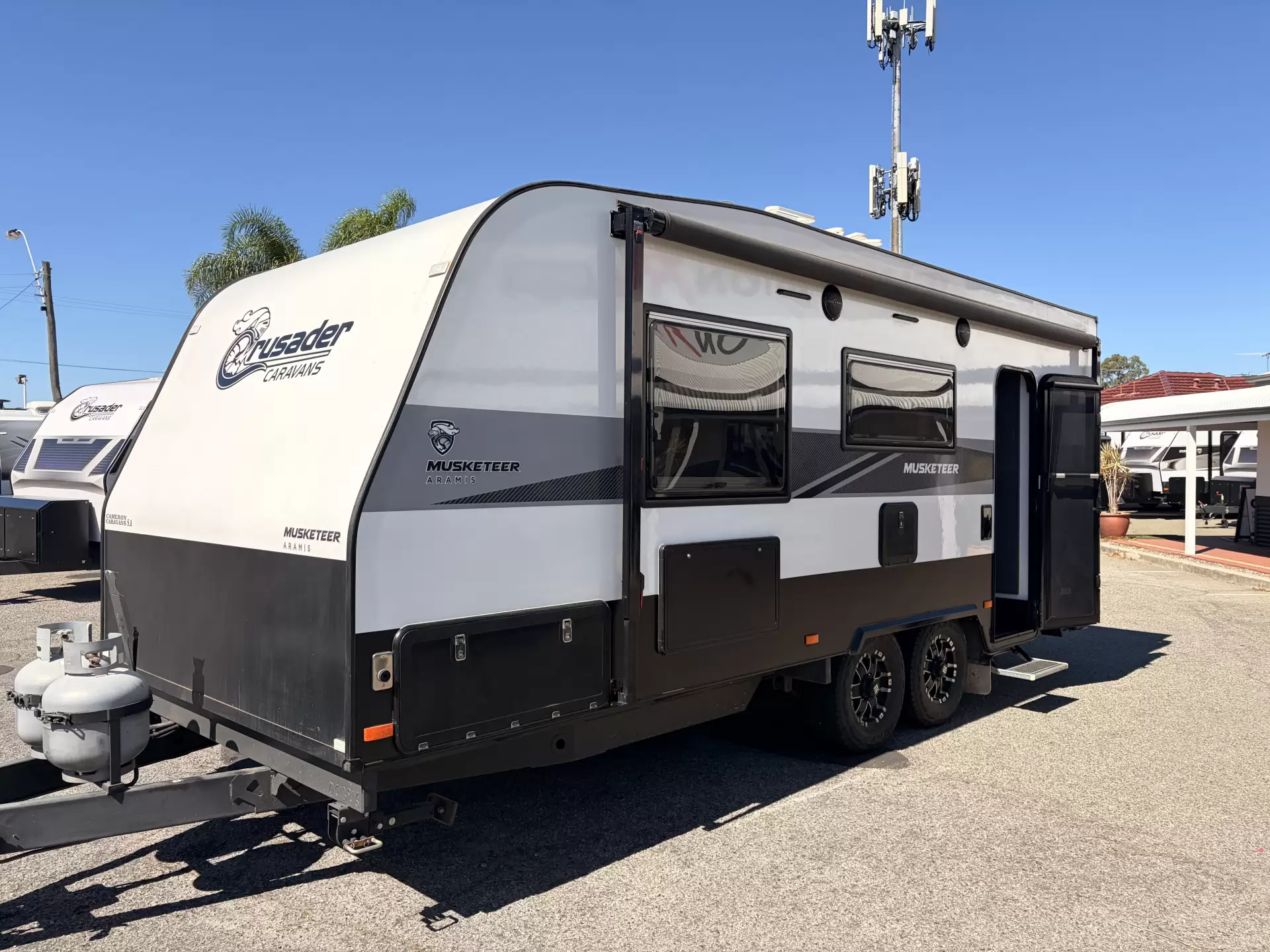 Exterior Slider Image