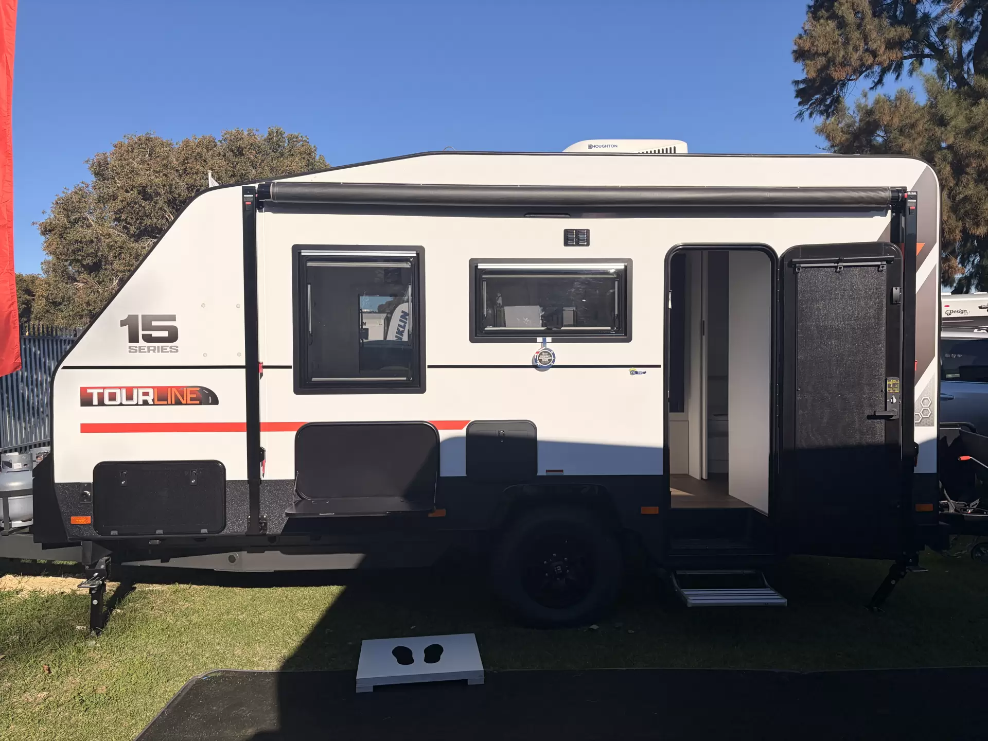 2025 Dreamhaven Tourline 15 Series Image